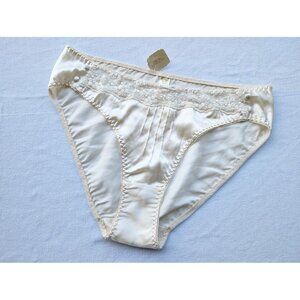 Victoria's Secret Vintage Gold Label Panties Size S/5 Lace Bridal 100% Silk NEW